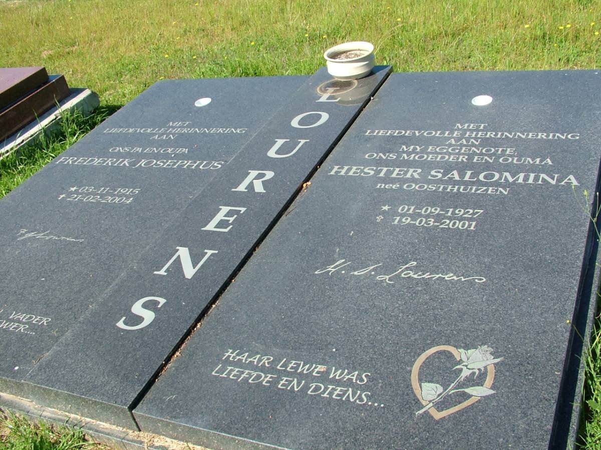 LOURENS Frederik Josephus 1915-2004 &amp; Hester Salomina OOSTHUIZEN 1927-2001