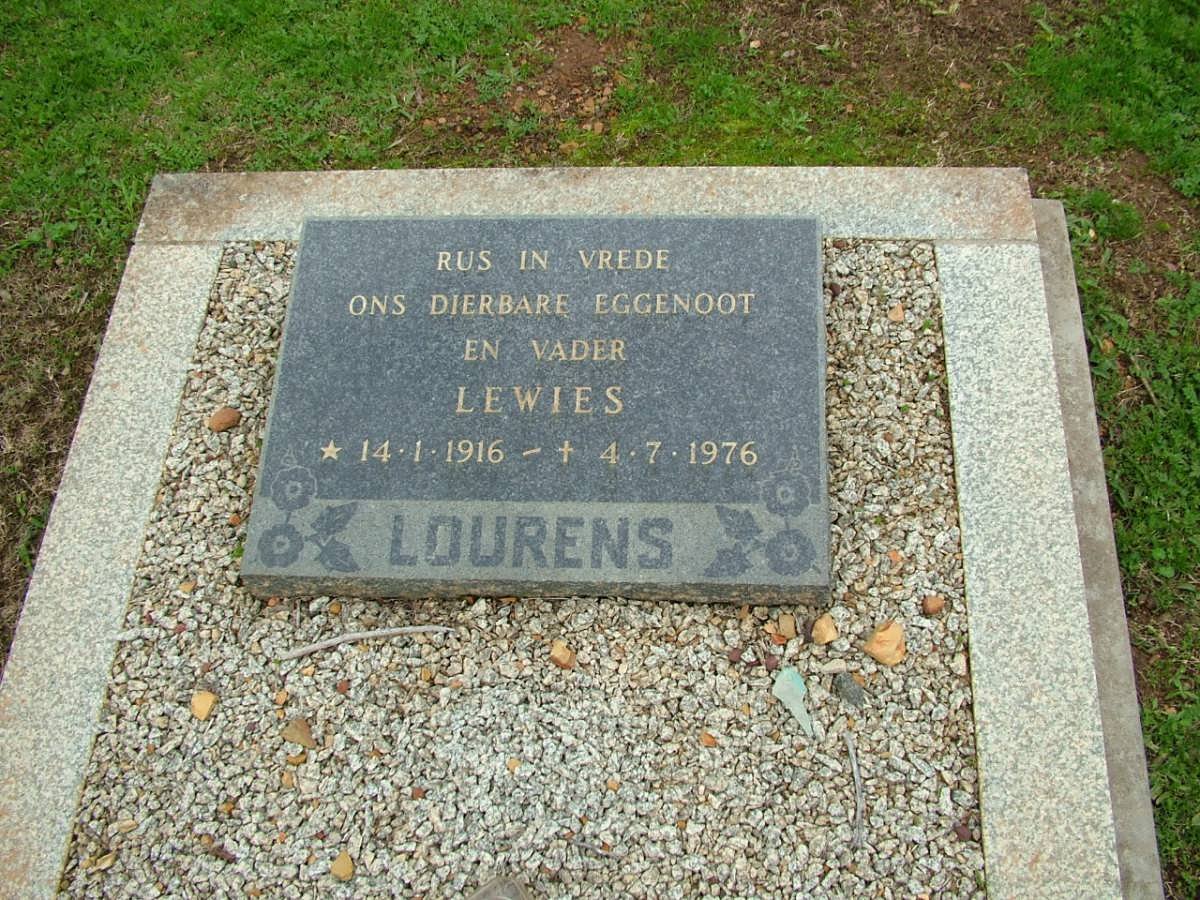 LOURENS Lewies 1916-1976
