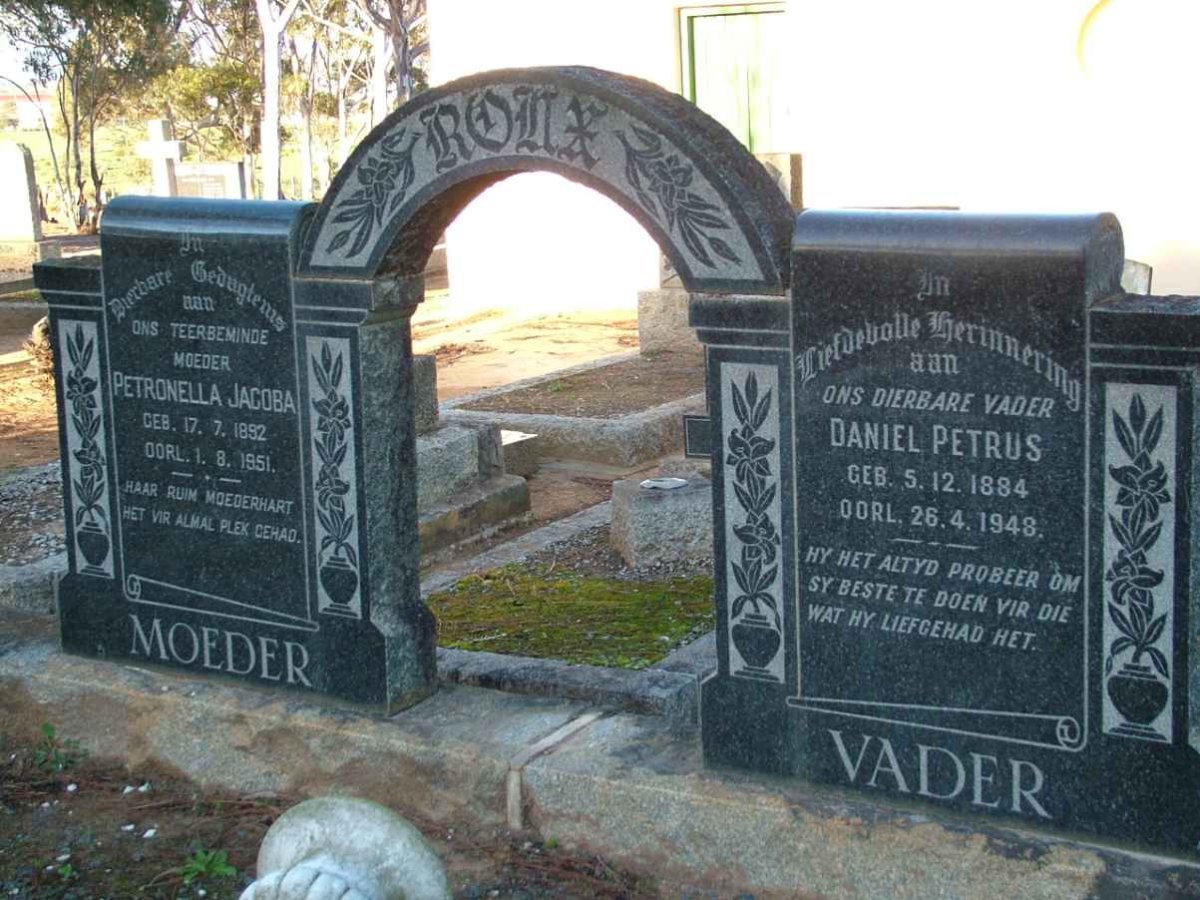 ROUX Daniel Petrus 1884-1948 &amp; Petronella Jacoba 1892-1951