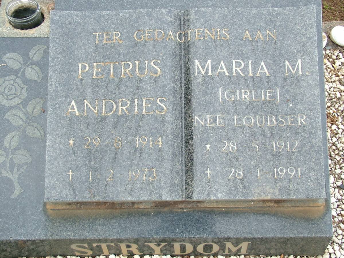 STRYDOM Petrus Andries 1914-1973 &amp; Maria M. LOUBSER 1912-1991