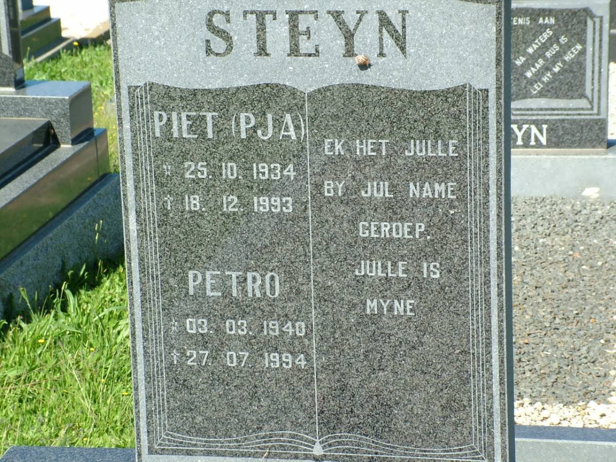 STEYN P.J.A. 1934-1993 &amp; Petro 1940-1994