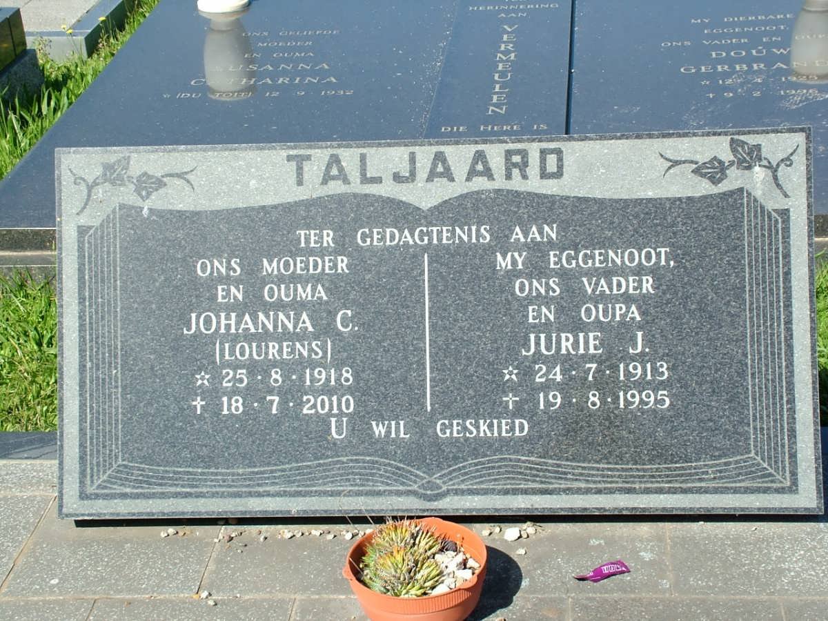 TALJAARD Jurie J. 1913-1995 &amp; Johanna C. LOURENS 1918-2010