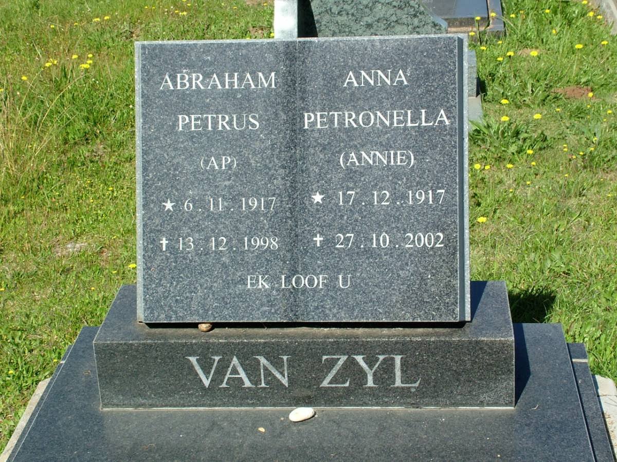 ZYL Abraham Petrus, van 1917-1998 &amp; Anna Petronella 1917-2002