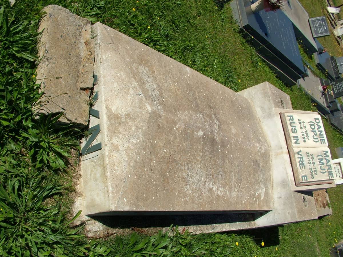 ?YN D.P.J. 1907-1996 &amp; M.J. 192?-2000