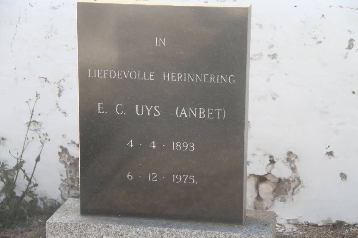UYS E.C. 1893-1975