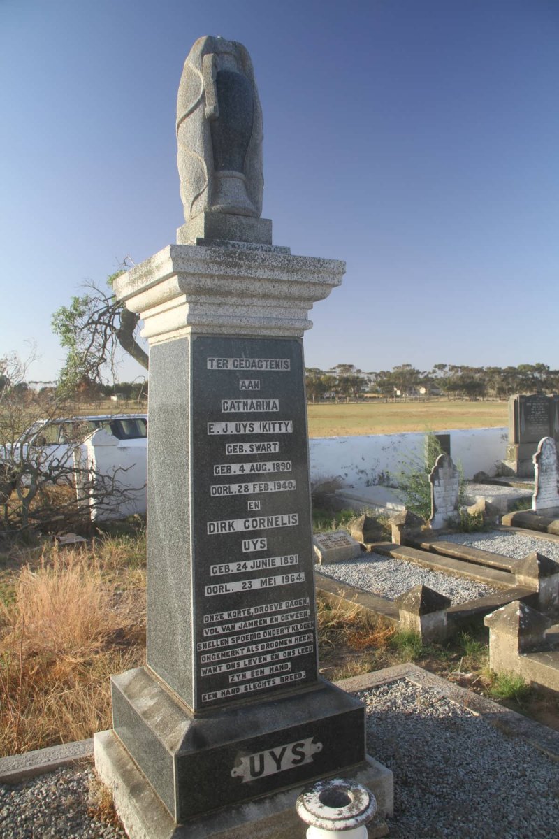UYS Dirk Cornelis 1891-1964 &amp; Catharina E.J. SWART 1890-1940