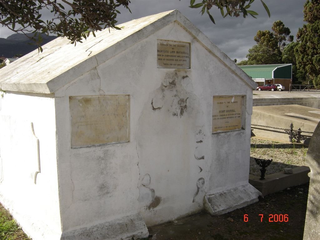BOURHILL Mausoleum_1