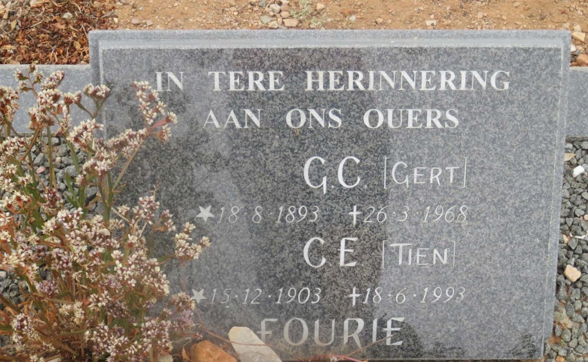 FOURIE G.C. 1893-1968 &amp; C.E. 1903-1993