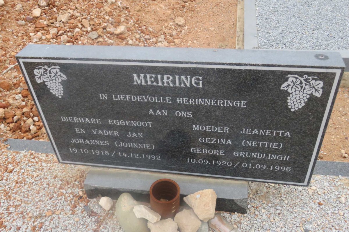 MEIRING Jan Johannes 1918-1992 &amp; Jeanetta Gezina GRUNDLINGH 1920-1996