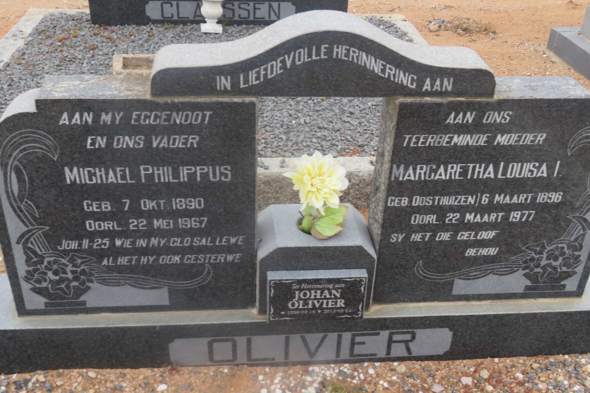 OLIVIER Michael Philippus 1890-1967 &amp; Margaretha Louisa I. OOSTHUIZEN 1896-1977