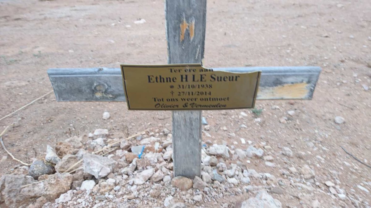 SUEUR Ethne H., le 1938-2014
