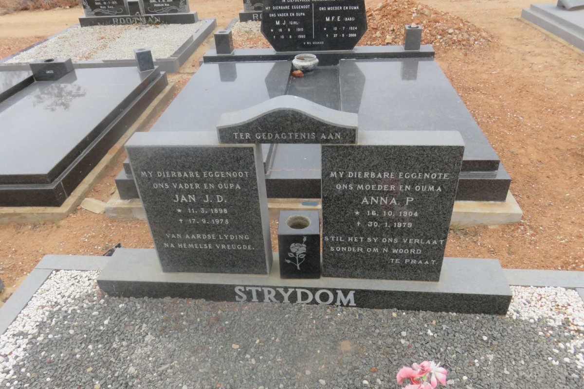 STRYDOM Jan J.D. 1898-1975 &amp; Anna P. 1904-1979