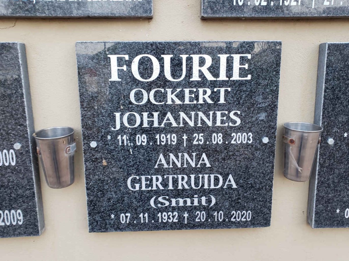 FOURIE Ockert Johannes 1919-2003 &amp; Anna Gertruida SMIT 1932-2020