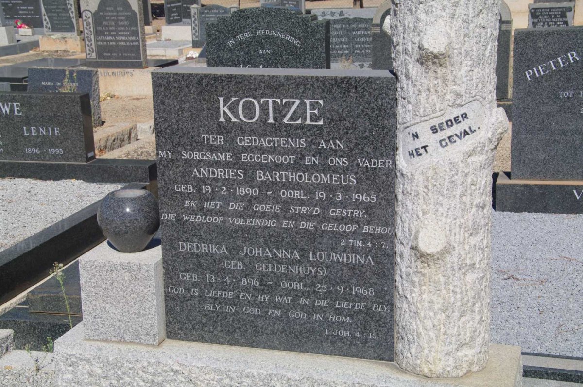 KOTZE Andries Bartholomeus 1890-1965 &amp; Dedrika Johanna Louwdina GELDENHUYS 1896-1968