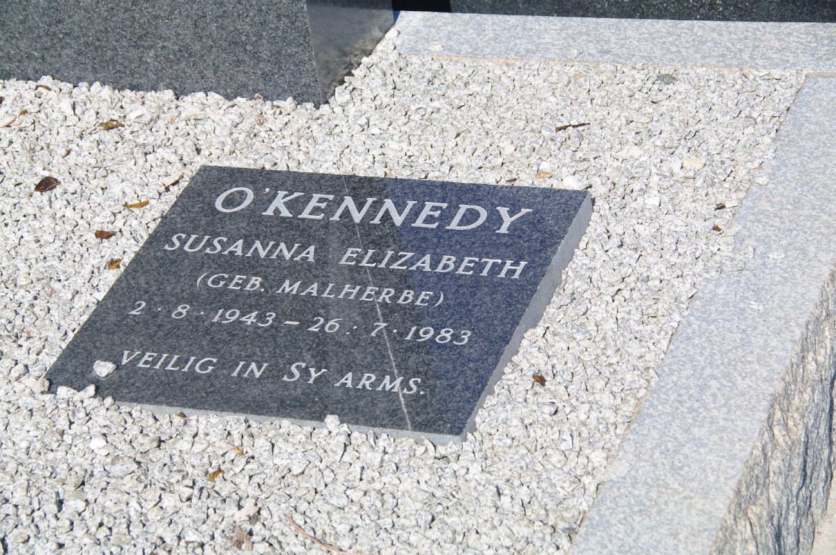 MALHERBE Pieter Roux 1916-1979 &amp; Constance Gwendoline ENSTROM 1923-1976 :: O'KENNEDY Susanna Elizabeth nee MALHERBE 1943-198