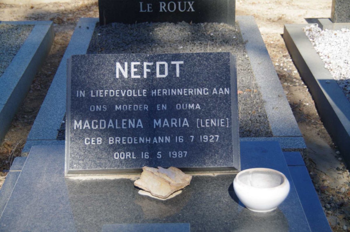 NEFDT Magdalena Maria nee BREDENHANN 1927-1987 :: BREDENHANN Pieter Cornelius 1931-1978