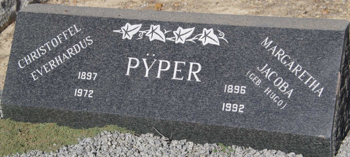 PYPER Christoffel Everhardus 1897-1972 &amp; Margaretha Jacoba HUGO 1896-1992