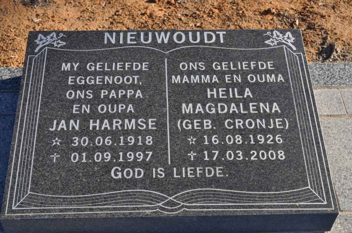 NIEUWOUDT Jan Harmse 1918-1997 &amp; Heila Magdalena CRONJE 1926-2008
