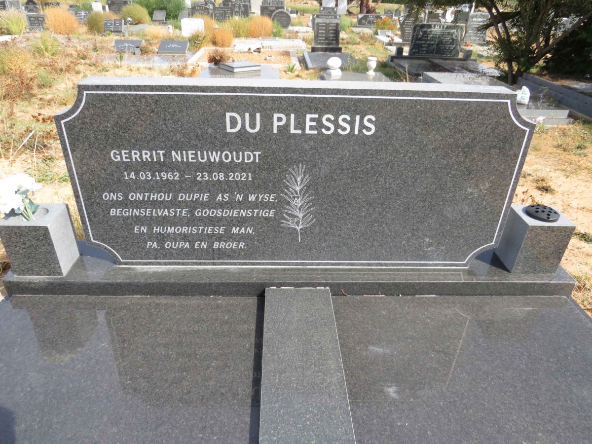 PLESSIS Gerrit Nieuwoudt, du 1962-2021