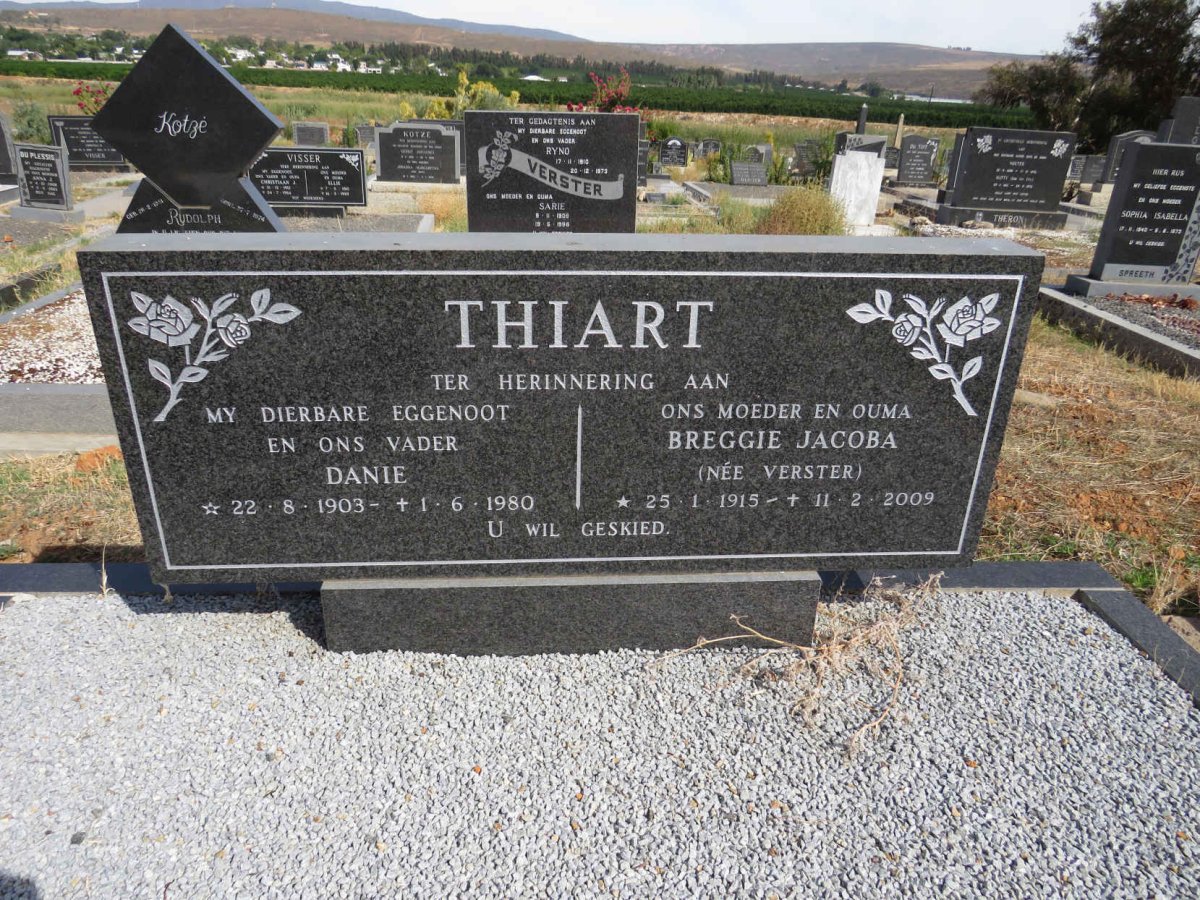 THIART Danie 1903-1980 & Breggie Jacoba VERSTER 1915-2009