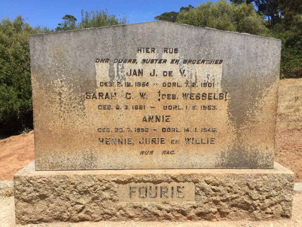 FOURIE Jan Jeremias de Villiers 1854-1901 &amp; Sarah C.W. WESSELS 1861-1953 :: FOURIE Annie 1893-1945