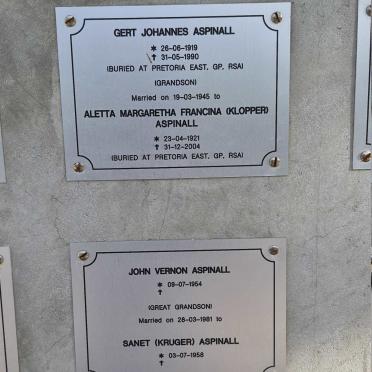ASPINALL Gert Johannes 1919-1990 & Aletta Margaretha Francina KLOPPER 1921-2004 :: ASPINALL John Vernon 1954- & Sanet KRUGER 1958- 