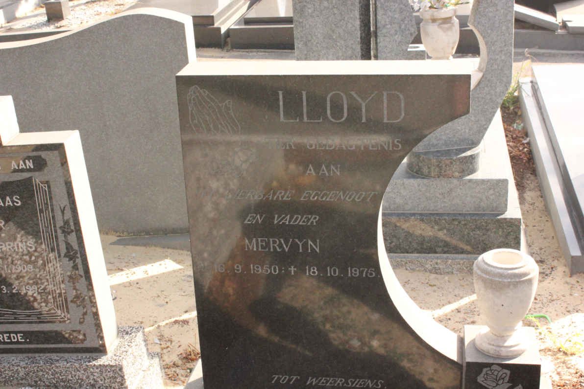 LLOYD Mervyn 1950-1975