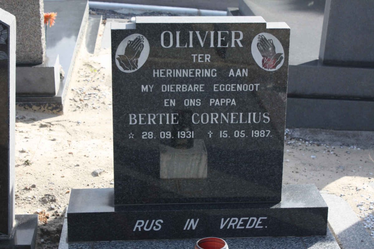 OLIVIER Bertie Cornelius 1931-1987