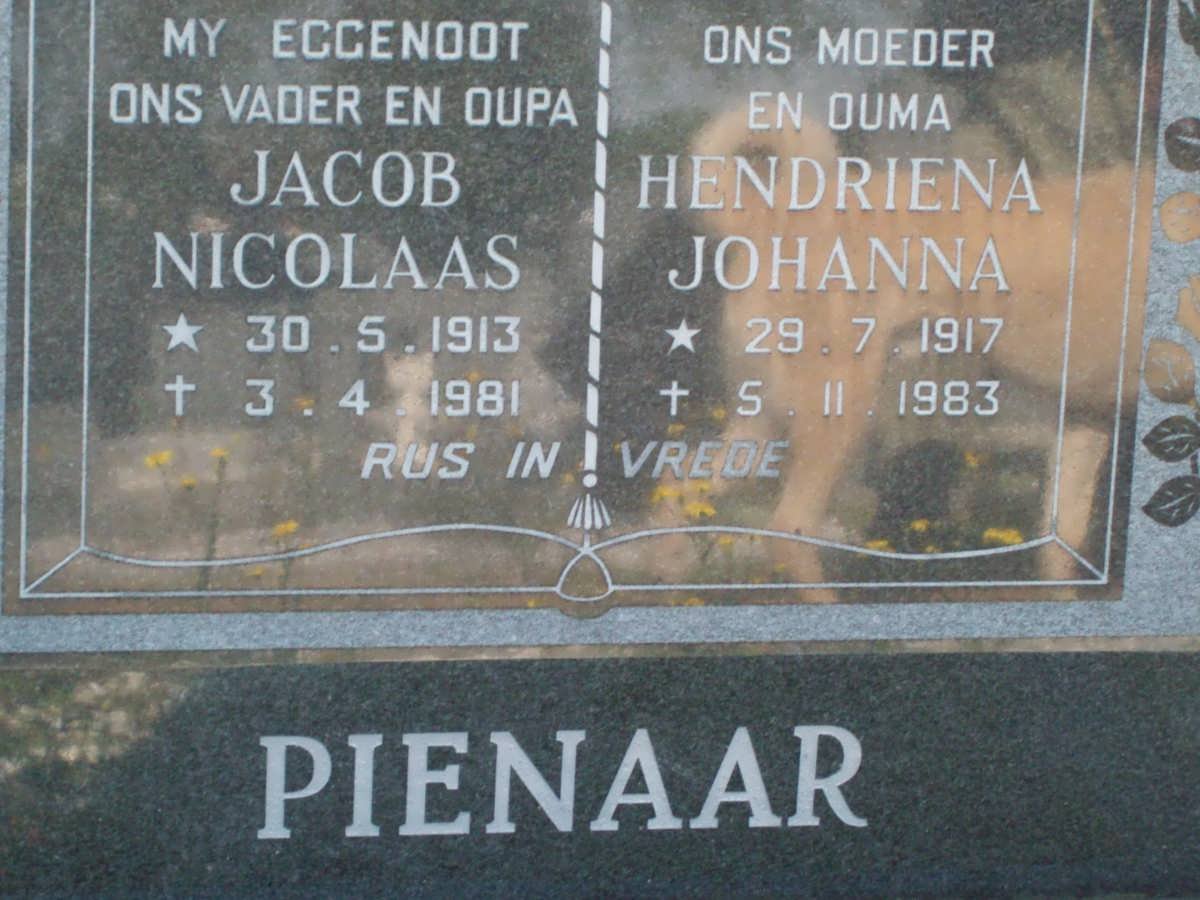 PIENAAR Jacob Nicolaas 1913-1981 &amp; Hendriena Johanna 1917-1983