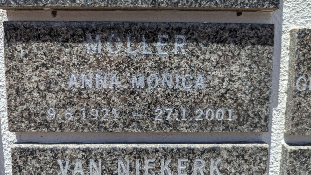 MOLLER Anne Monica 1921-2001