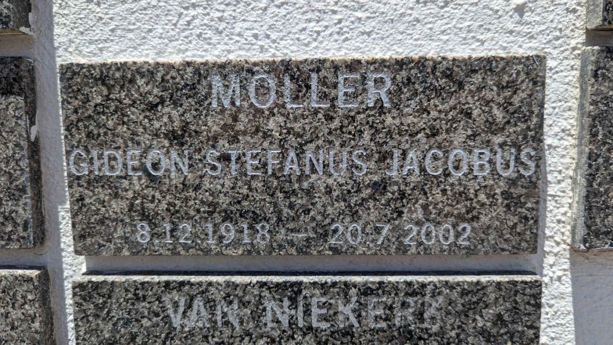 MOLLER Gideon Stefanus Jacobus 1918-2002