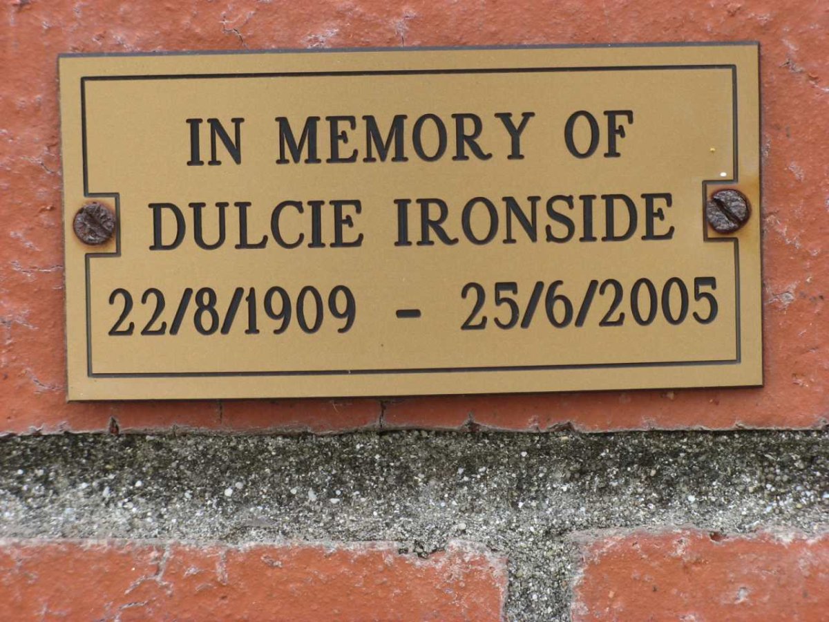 IRONSIDE Dulcie 1909-2005
