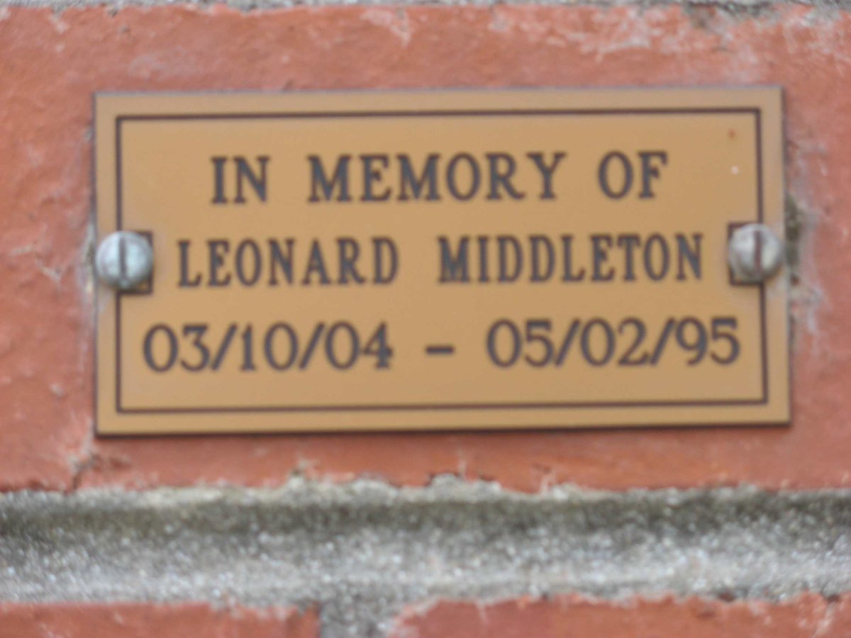 MIDDLETON Leonard 1904-1995