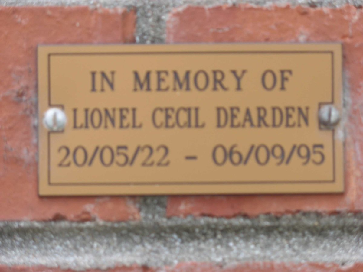 DEARDEN Lionel Cecil 1922-1995