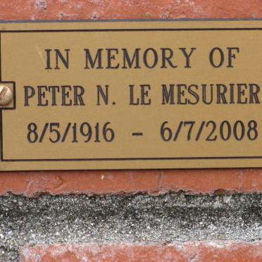 MESURIER Peter N., le 1916-2008