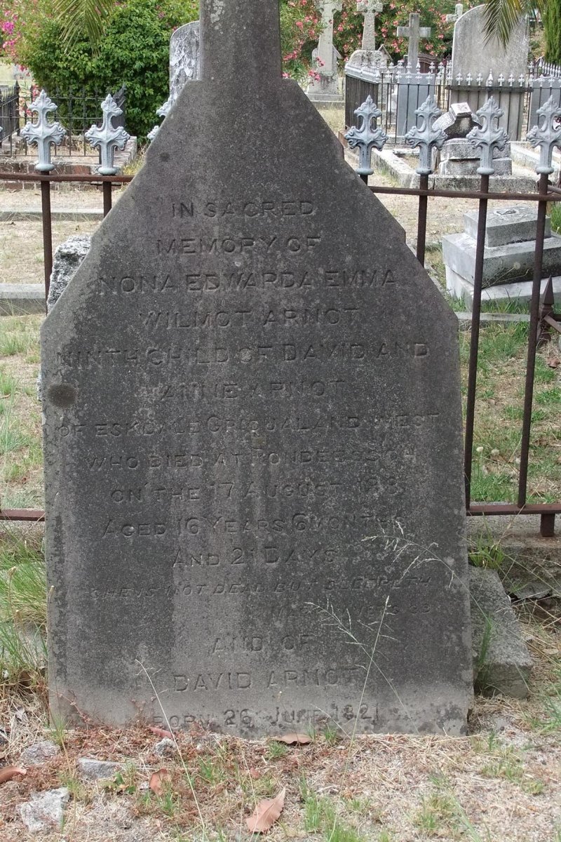ARNOT David -1821-? :: ARNOT Nona Edwarda Emma Wilmot -188?