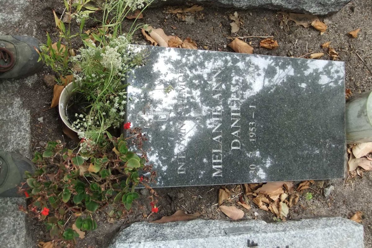 DANIELS Melanie Anne 1953-2006