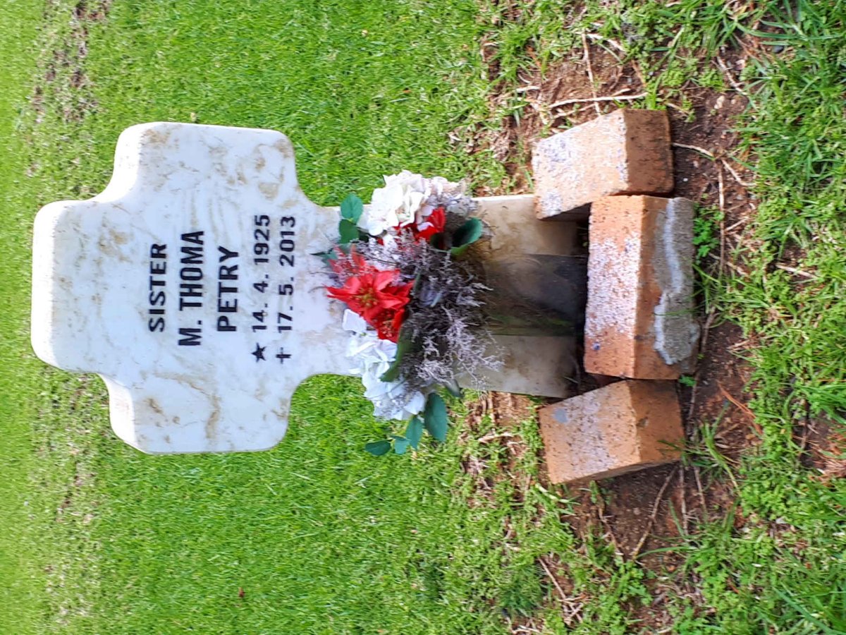 PETRY M. Thoma 1925-2013