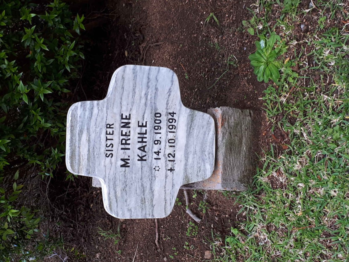 KAHLE M. Irene 1900-1994