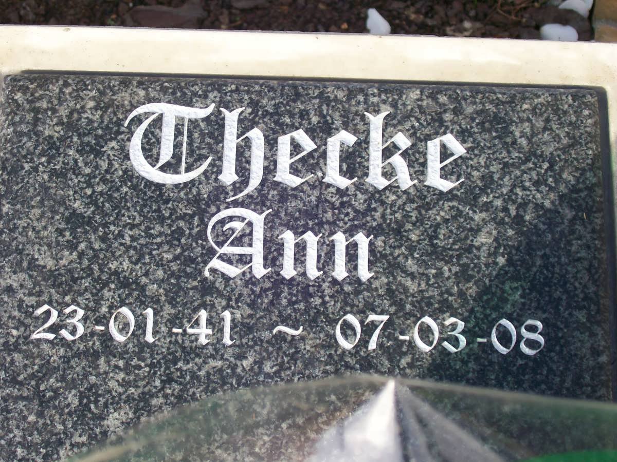 THECKE Ann 1941-2008