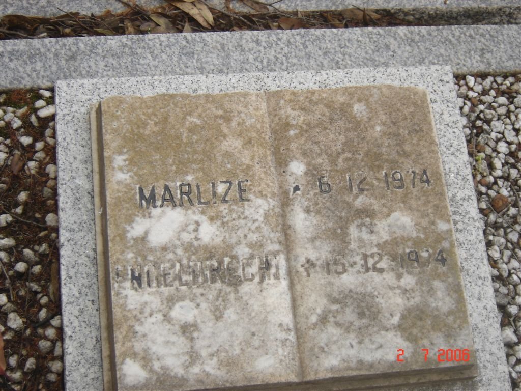 ENGELBRECHT Marlize 1974-1974
