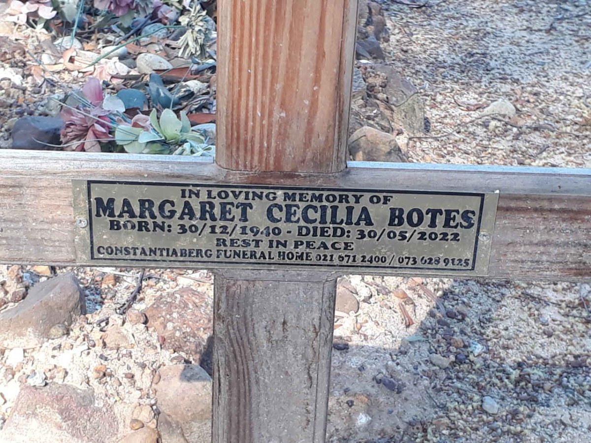 BOTES Margaret Cecilia 1940-2022