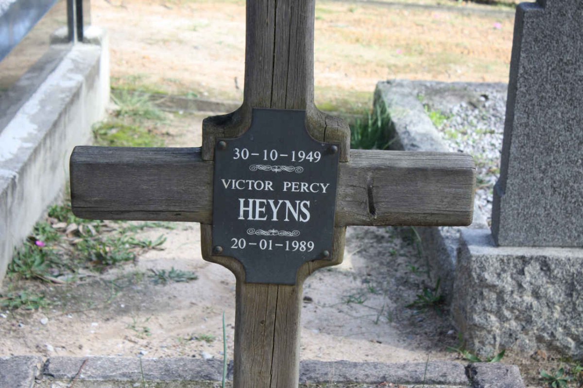 HEYNS Victor Percy 1949-1989