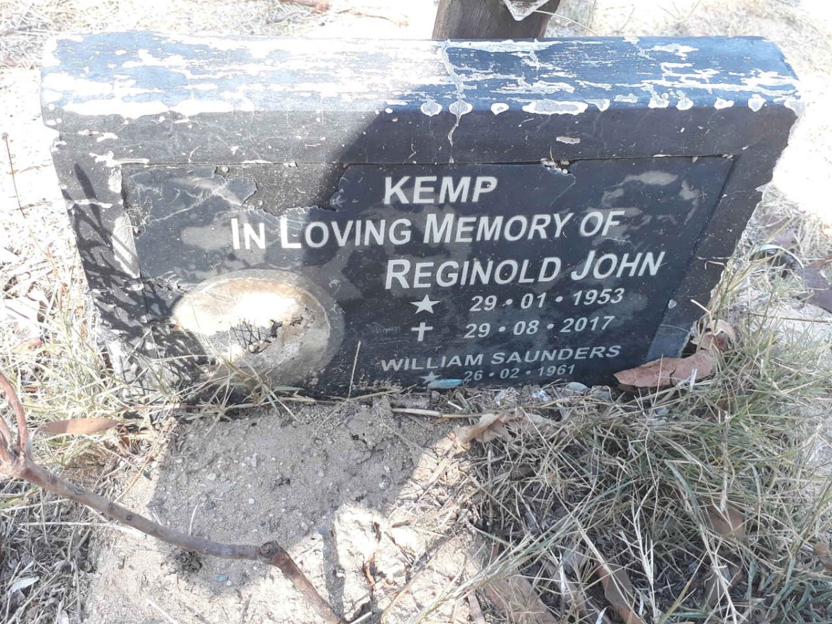 KEMP Reginold John 1953-2017 :: SAUNDERS William 1961-2015