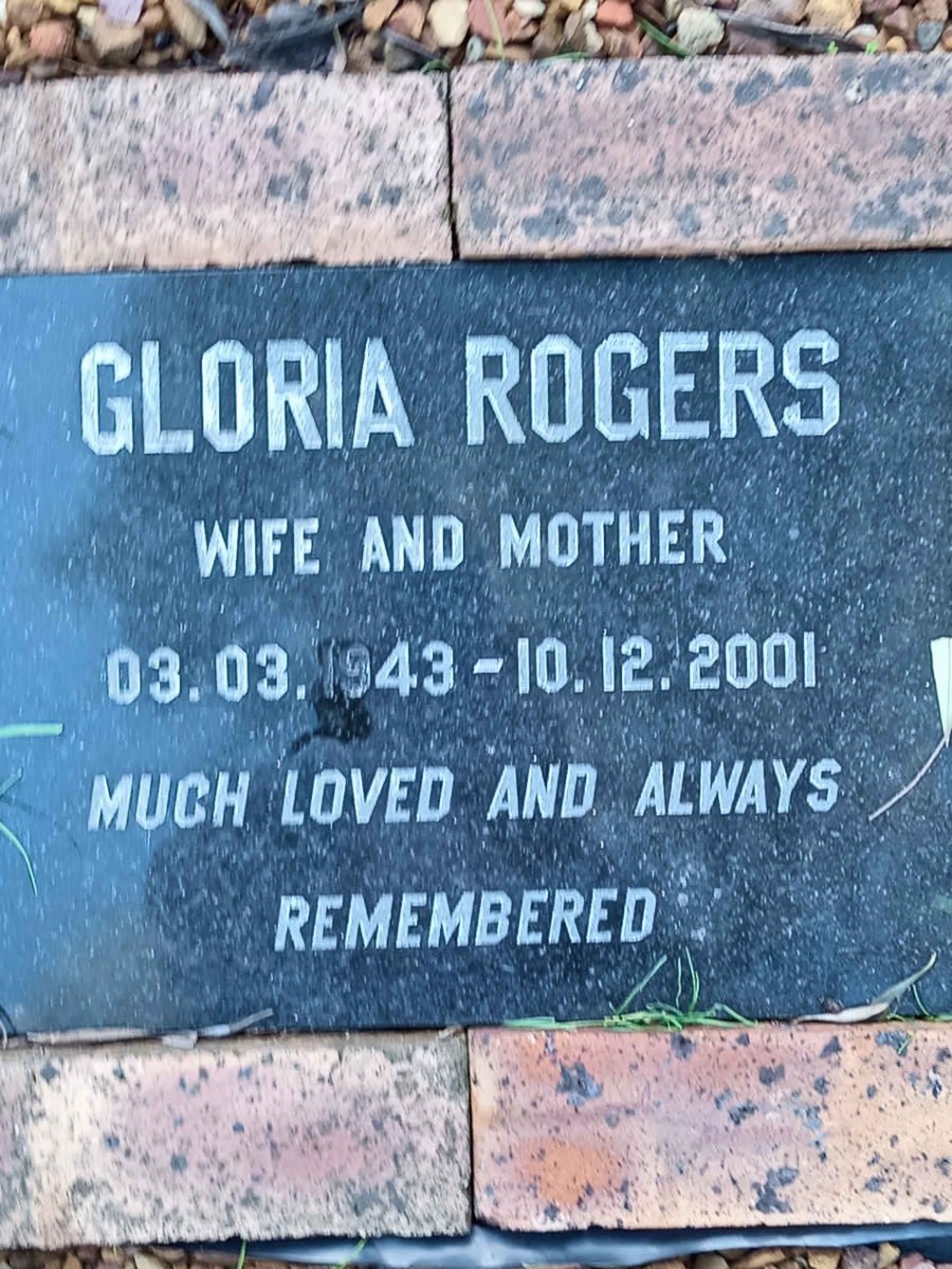 ROGERS Gloria 1943-2001