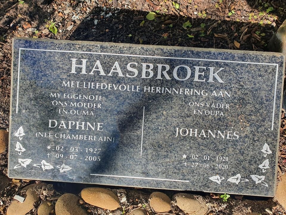 HAASBROEK Johannes 1921-2020 &amp; Daphne CHAMBERLAIN 1927-2005
