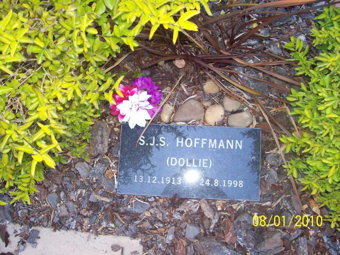 HOFFMANN S.J.S. 1913-1998