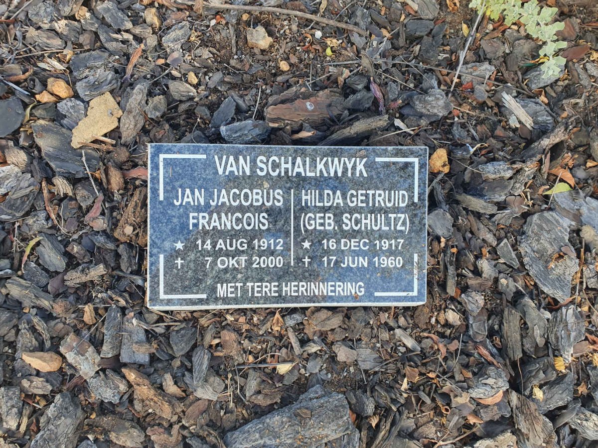 SCHALKWYK Jan Jacobus Francois, van 1912-2000 &amp; Hilda Getruid SCHULTZ 1917-1960
