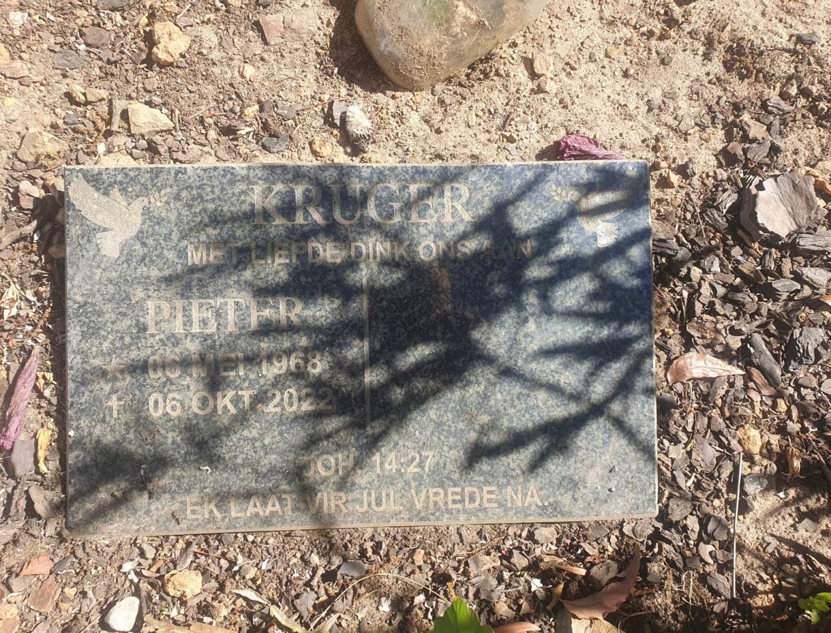 KRUGER Pieter 1968-2022