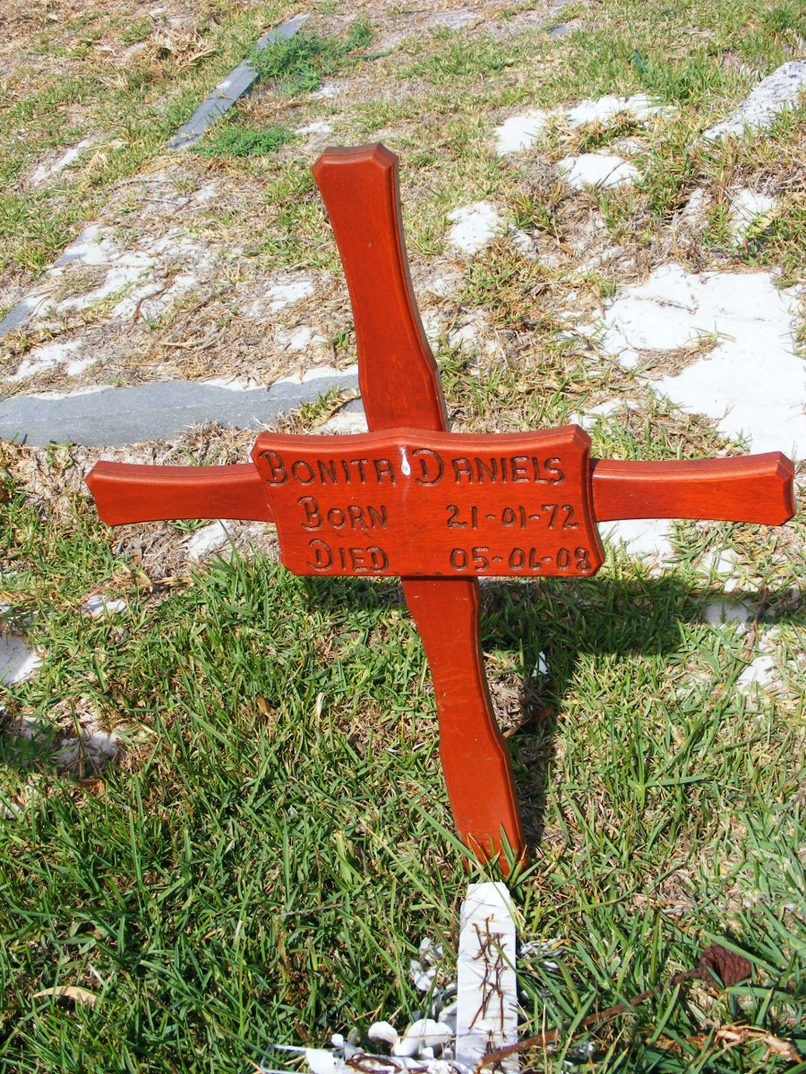 DANIELS Bonita 1972-2008